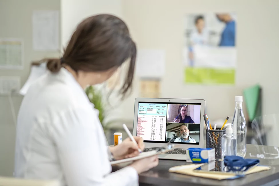 Integrating EHRs thumbnail